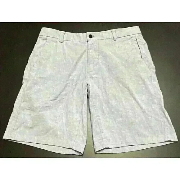Lululemon Athletica Men’s Shorts Light Blue Size 34 CA 35801 RN 106259 - Picture 1 of 9